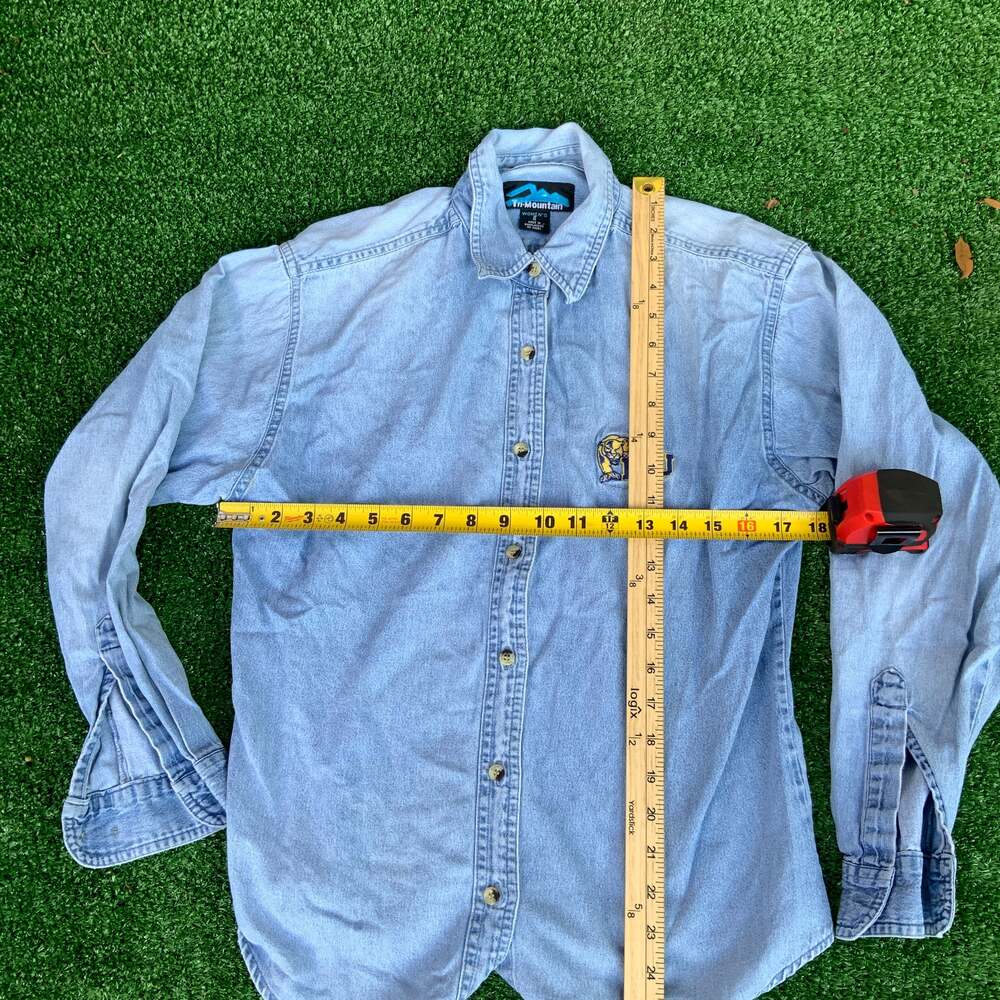 FIU Florida International University Denim Button Up Shirt Women's Small - Picture 4 of 4